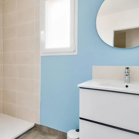 Vakantiehuis Jolie Maison Pour 8 - 400m De La - Terrasse *