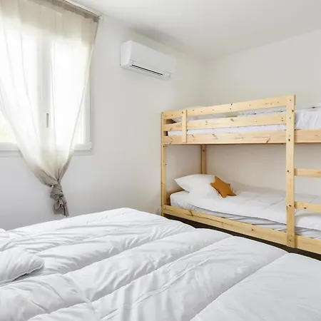 Jolie Maison Pour 8 - 400m De La - Terrasse * La Guérinière