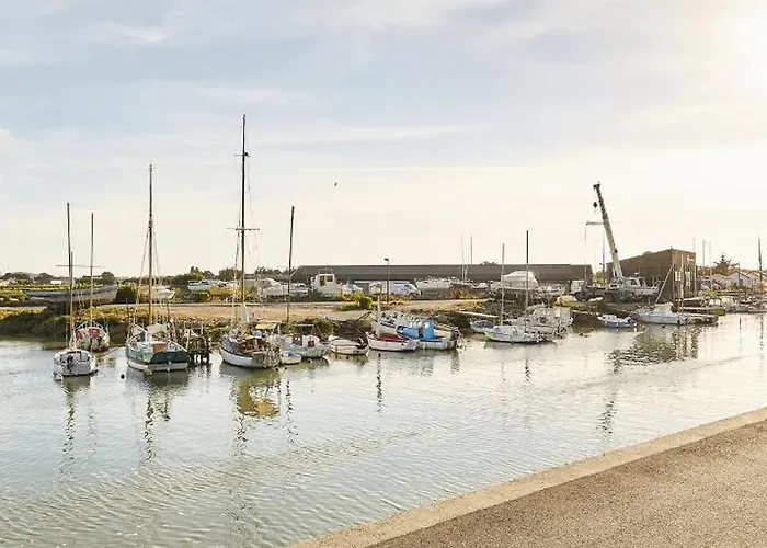 بيت للعطل Jolie Maison Pour 8 - 400m De La - Terrasse La Guérinière